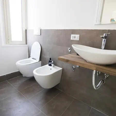 Al Ventitre Lägenhet Reggio di Calabria